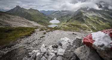 Ignaz-Mattis-Hütte links oberhalb des Giglachsees