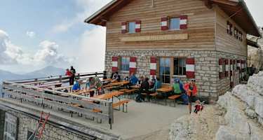 Wanderung zur Latemarhütte