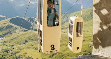 Mit der Steh-Seilbahn kann man nach der Tour ganz einfach wieder ins Tal gelangen.