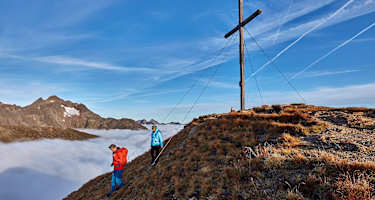 Gipfelkreuz auf der Pezinerspitze