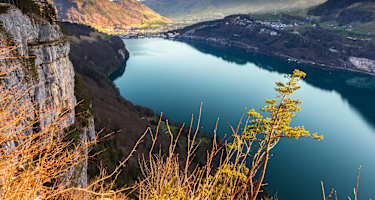 Aussicht von der Marienhöhe in Seelisberg auf das Rütli, den Urnersee und die beiden Mythen
