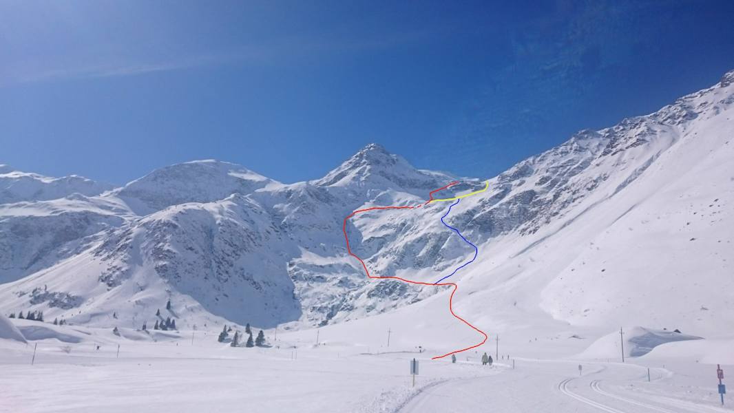 Übersicht Schareck Standardabfahrt nach Sportgastein oberer Teil. Rot = beschriebene Hauptroute; Gelb = Variante oberer Teil; Blau = Variante unterer Teil, die im Falle einer Skitour als Aufstieg verwendet wird.