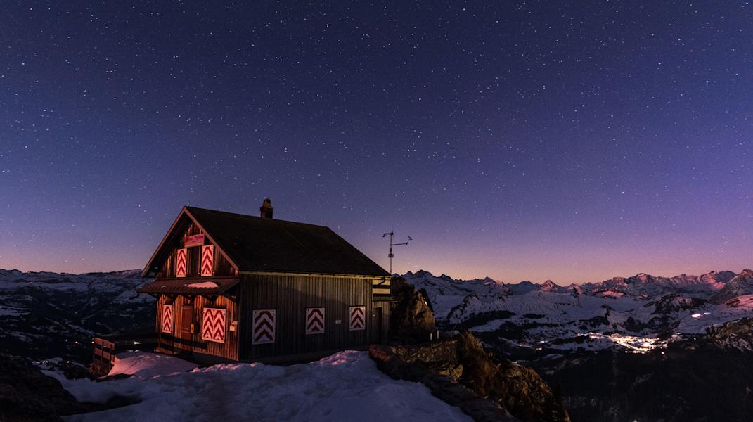 Das Bergrestaurant Grosser Mythen bei Nacht
