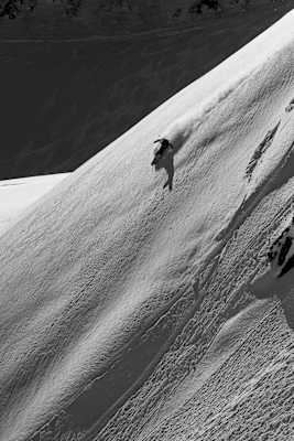 Luca im Eilzugstempo hinab von der Hochhörndlespitze
