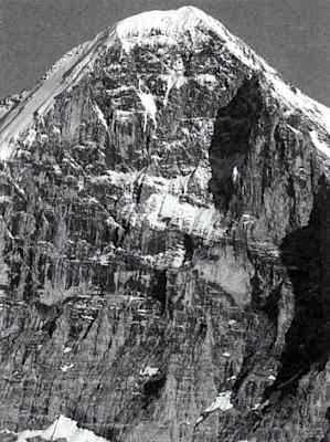 Eiger-Nordwand, Lauperroute (links auf der Abbildung)