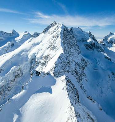 Biancograt auf den Piz Bernina vom Flugzeug aus fotografiert