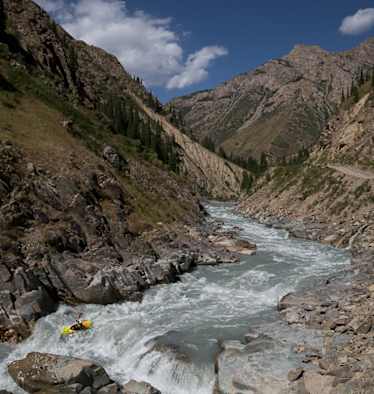 kirgistan kajak