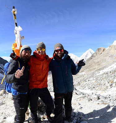 Nepal, ein Jahr danach