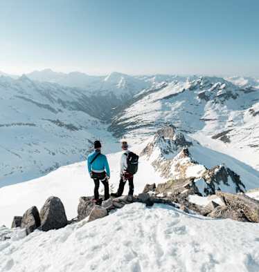 Bergsteiger auf der Skitour rund um die Berlinerspitze