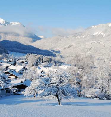 Winterlandschaft bei Unterwössen im oberbayerischen Landkreis Traunstein