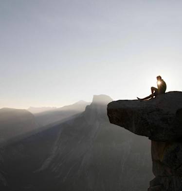 Wanderer am Fels