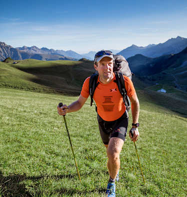 Chrigel Maurer beim erklimmen des Ammertenspitzes.