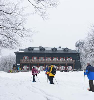 Das Peilsteinhaus (716 m) im Wienerwald