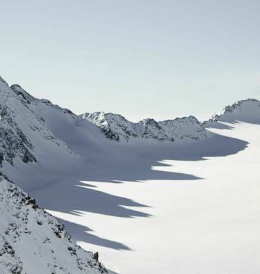 Das Ende der Welt in Tirol: Schattenspiele am Pitztaler Gletscher