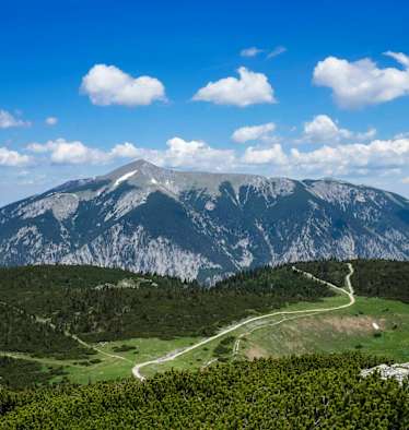 Wiener Alpen: Blick auf den Schneeberg