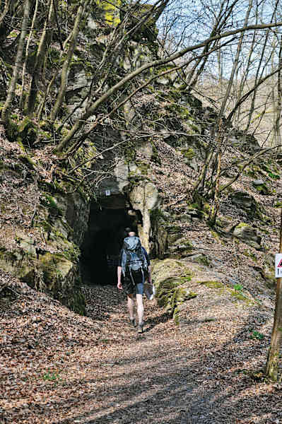 Tunnel aus der Zeit des Schieferabbaus.