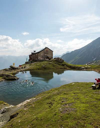 Schwimmen im Bergsee, Sudetendeutsche Hütte, Osttirol