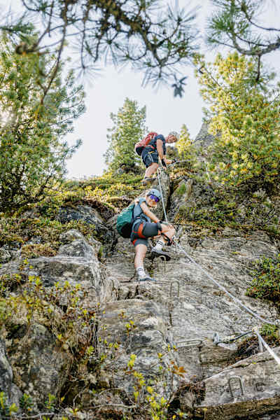 Sabine Watson und Uwe Grinzinger auf dem Rosskopf-Klettersteig