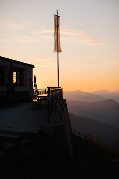 Sonnenuntergang am Stripsenjoch-Haus