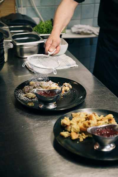 Kaiserschmarrn mit Preiselbeeren