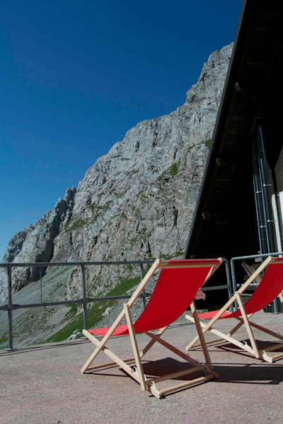 Terrasse auf dem Rifugio Lambertenghi Romanin