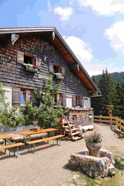 Schneetalalm