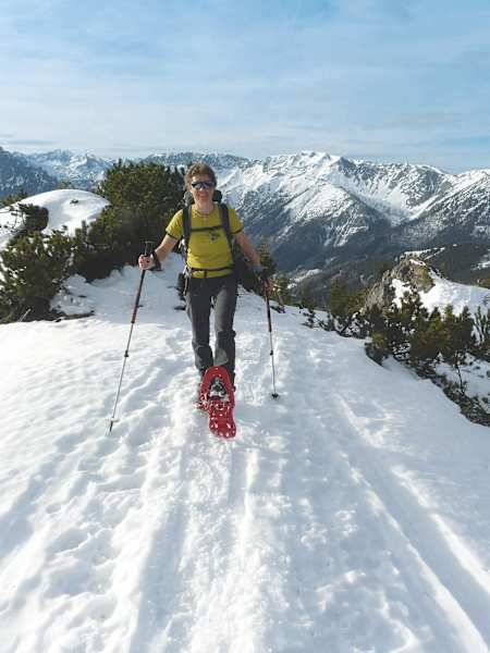Am breiten Rücken, im Hintergrund ist das Hochschwabmassiv zu sehen.