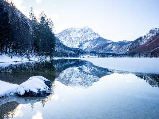 Vorderer Langbathsee im Winter