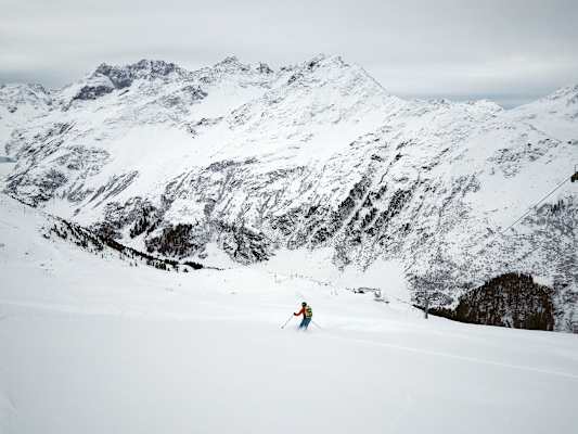 Skifahren am Arlberg