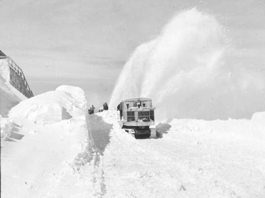 Eine Schneefräße
