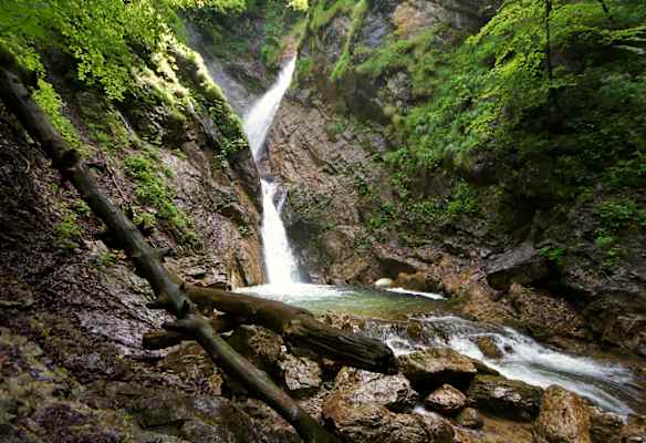Wasserfall bei Berg