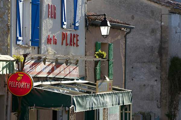 Gästen in La Palud stehen immerhin zwei Bars zur Verfügung