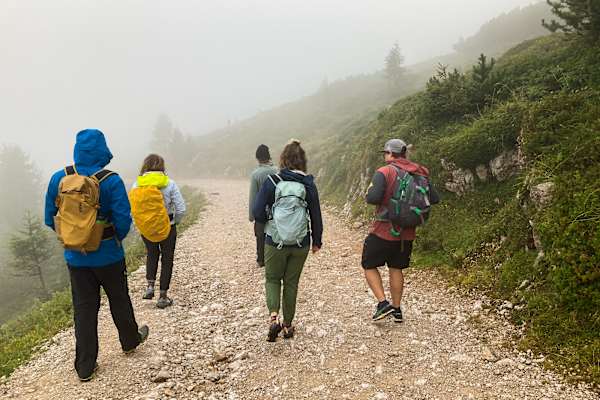 Wanderer im Nebel am Dobratsch