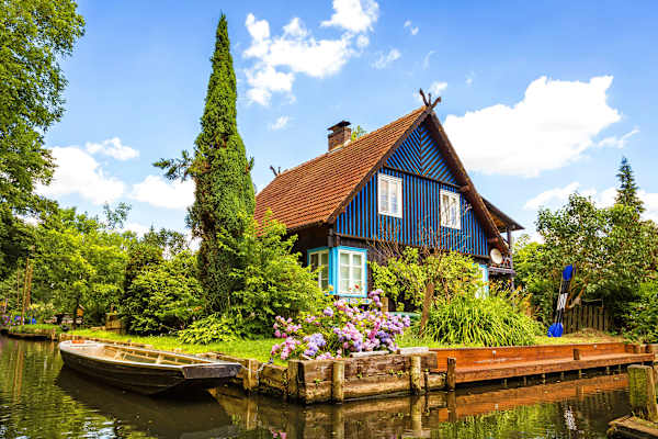 Typisches Holzhaus im Spreewald