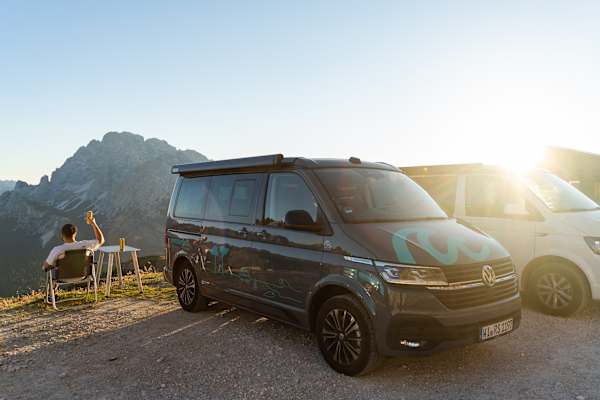 Camper Van bei den Drei Zinnen
