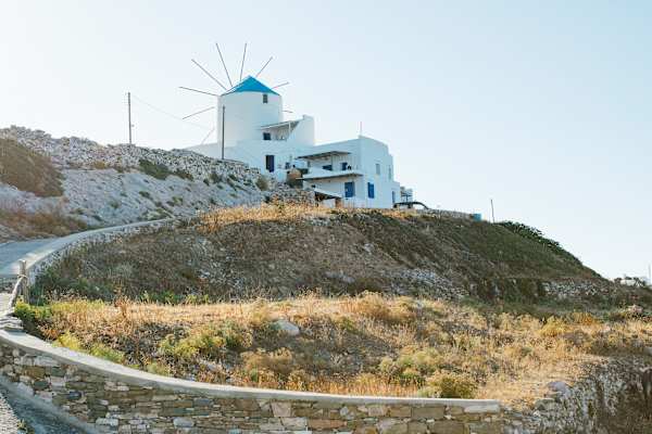 eholzknecht-240601-bergwelten-reisereportage_sifnos-1174_si202408300107