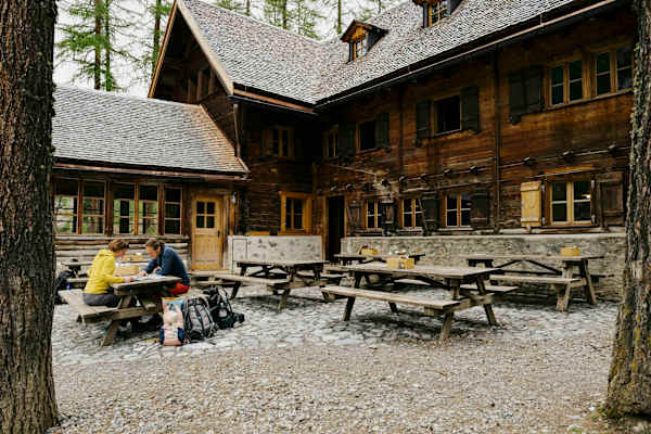 Chamanna Cluozza - die einzige bewirtschaftete Schutzhütte im Nationalpark.