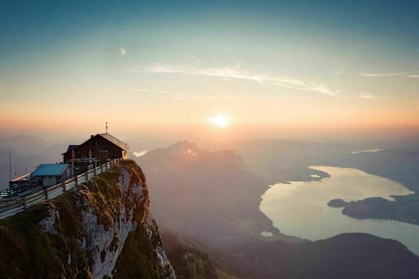 Schafberg mt Schutzhaus Himmelspforte bei Sonnenuntergang