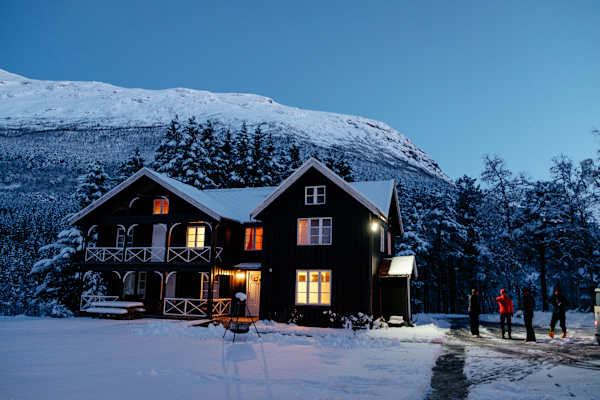 Omvegen till Helvetestinden