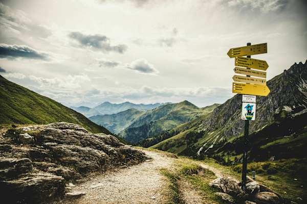 Der letzte Anstieg der Tour ist geschafft. Vom Draugsteintörl 2.077m geht es nur mehr bergab zurück zum Ausgangspunkt