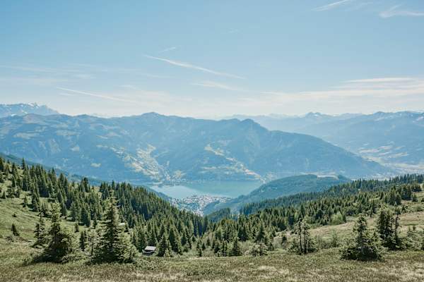 wandern_schmittenhoehe_blick_zeller_see_gk210615_oetourismus_zellamsee_0592_si202202080219