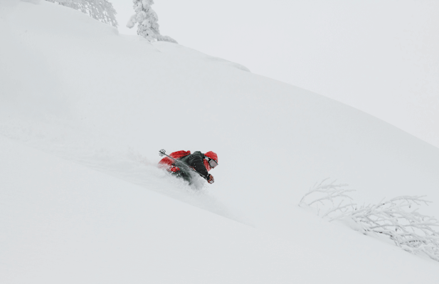 Daniel Maurer zieht seine Spuren durch den Schnee