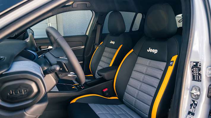 Innenraum des Jeep® Avenger 4xe.