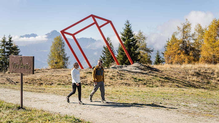 Wanderpfade im Kronplatz von unberührter Natur umgeben