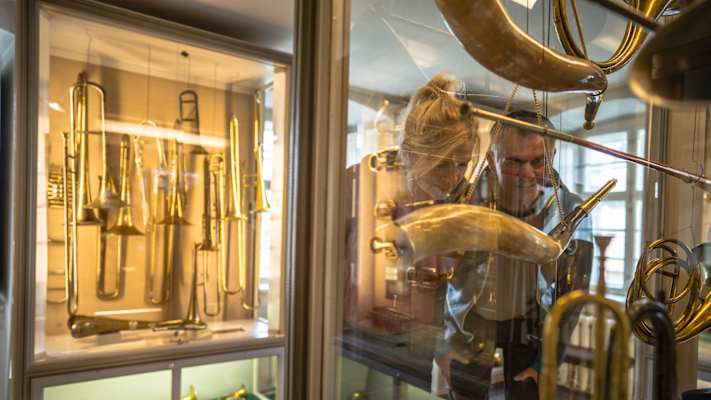Im Musikinstrumentenmuseum in Markneukirchen sind mehr als 4.000 Instrumente ausgestellt.