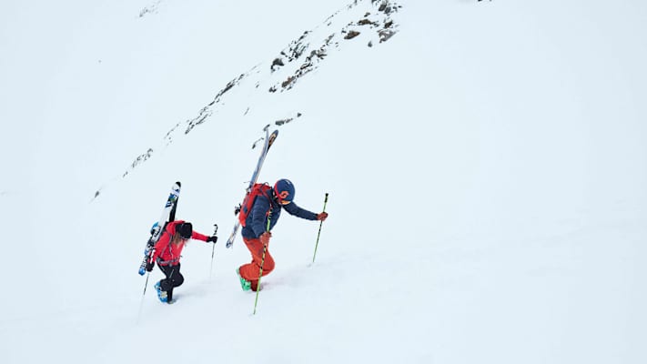 Ski-Tragepassage: Aufstieg zum Mittagskogel im Pitztal