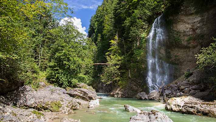 tiefenbachklamm_brandenberg_wasserfall_alpbachtal_tourismus_matthias_sedlak