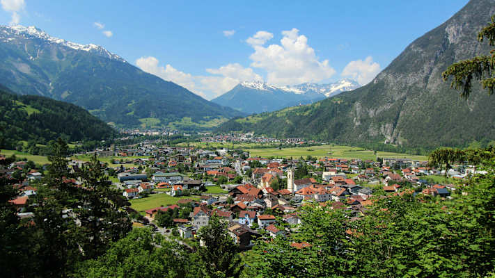 Tiroler Oberland: Zams im Bezirk Landeck