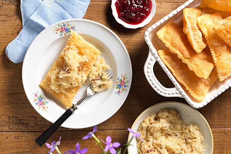 Pinzgauer Bladln mit Sauerkraut und Marmelade