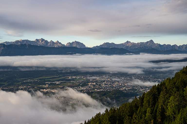 Ausblick von unserer Unterkunft mit Blick auf die Julischen Alpen